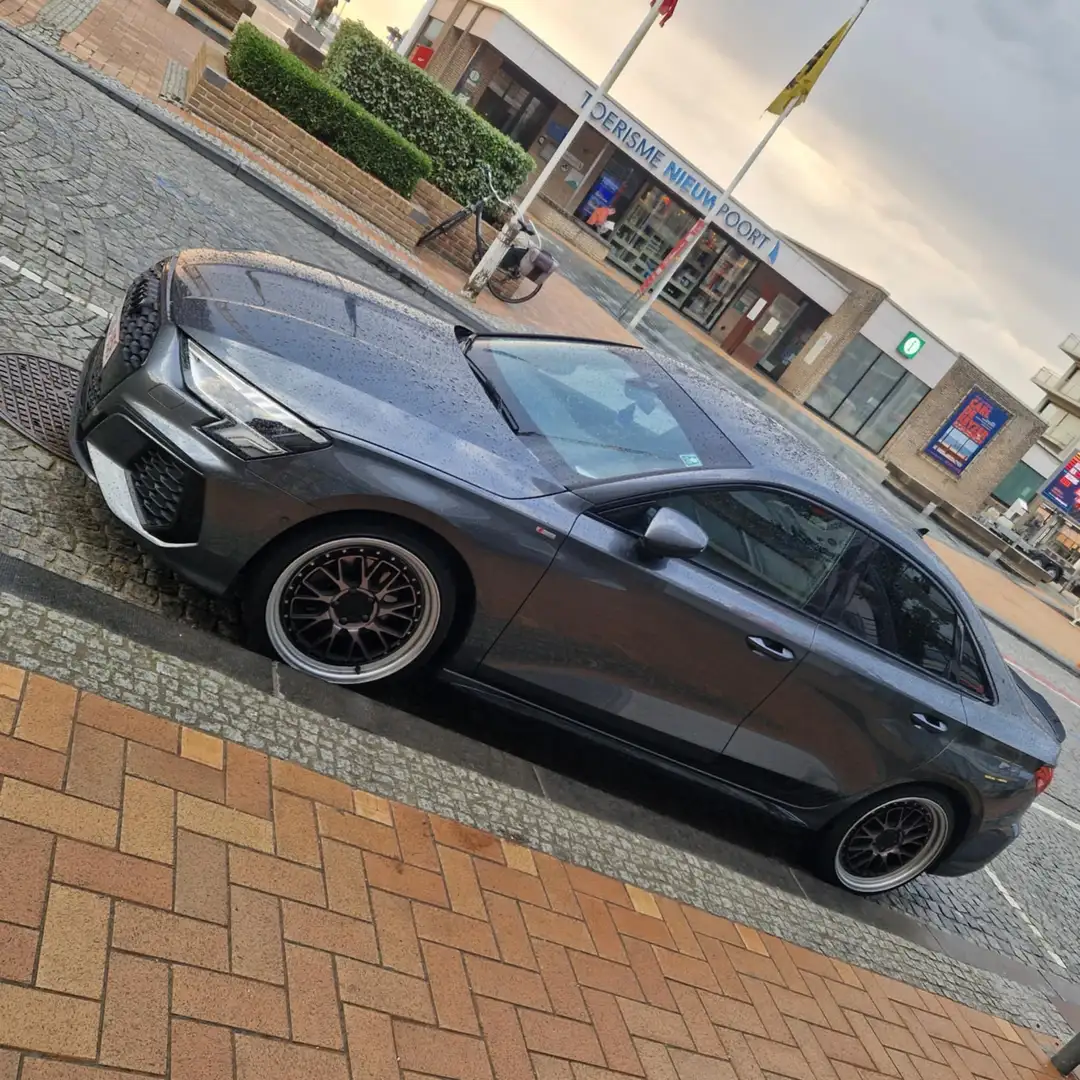 Audi A3 sline 35Tdi Grijs - 1