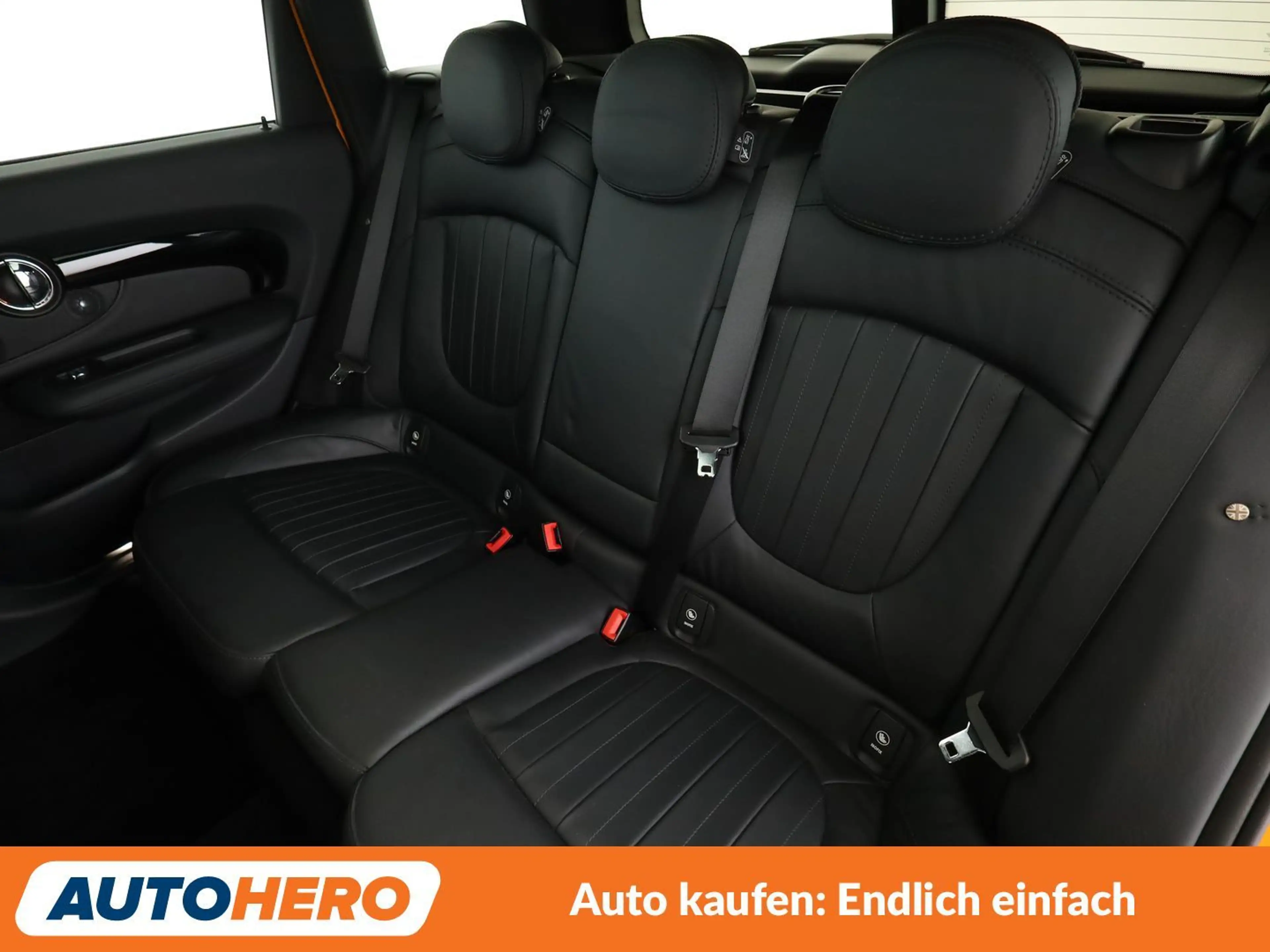 MINI Cooper S Clubman Cooper S*NAVI*LED*PDC*SHZ*PANO*KLIMA*TEMPO* — photo 14