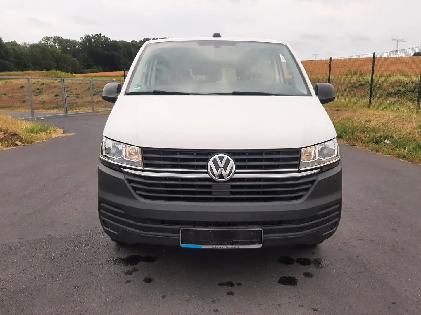 Volkswagen T6 Kombi 2.0 TDi, Navi,DAB,1.Hand Weiß - 2