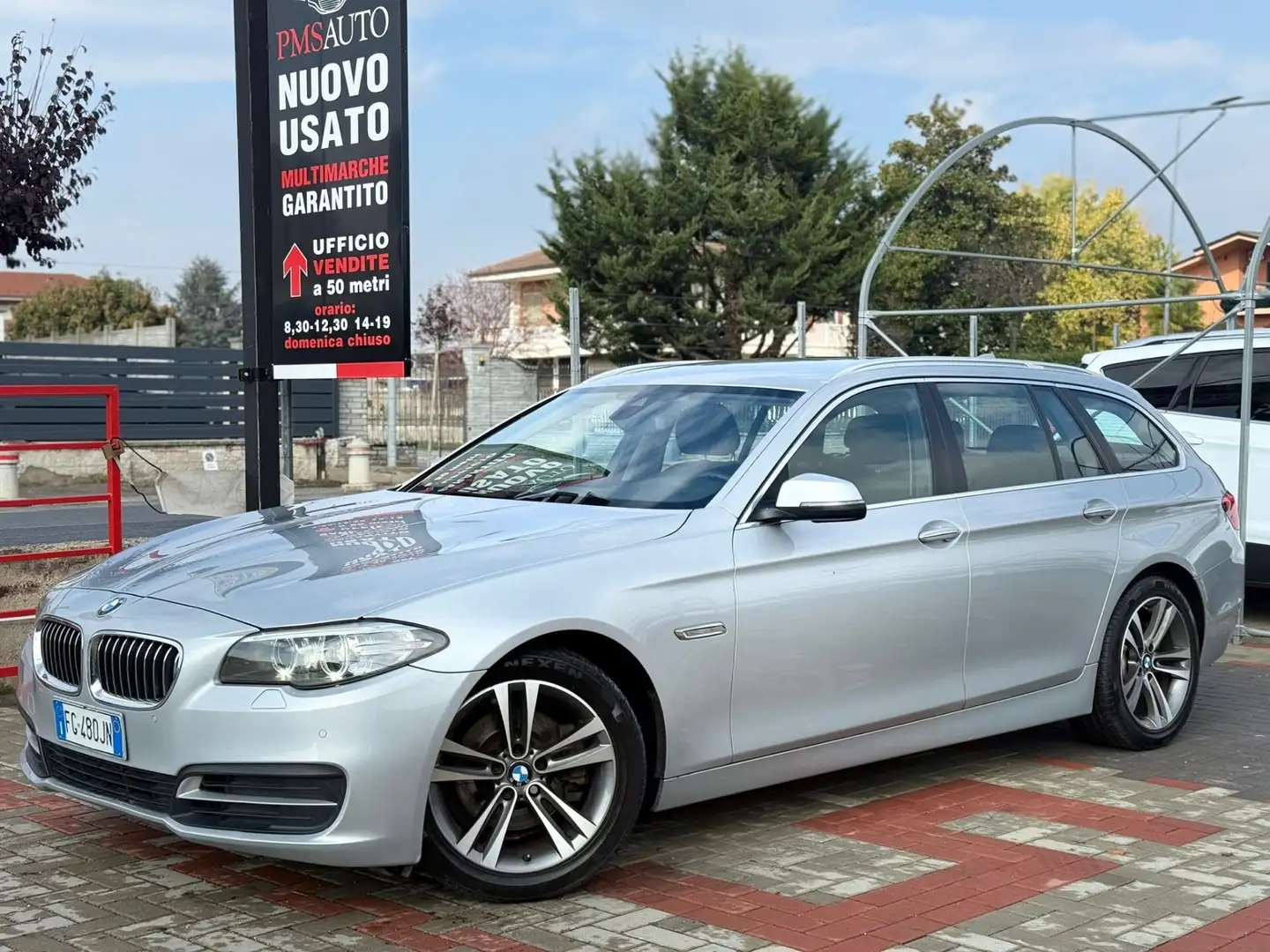 BMW 520 520d Touring Business aut. Argent - 2