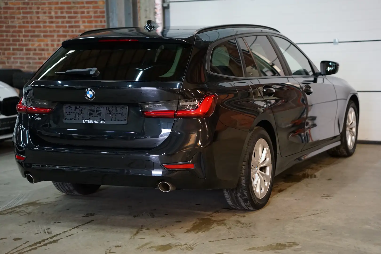 BMW 316 dA Automaat LED Navi CarPlay EURO 6d  Garantie Noir - 2