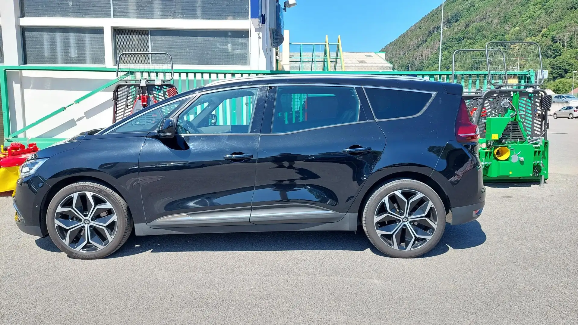Renault Scenic Grand Techno mit Glaspanoramadach Noir - 1