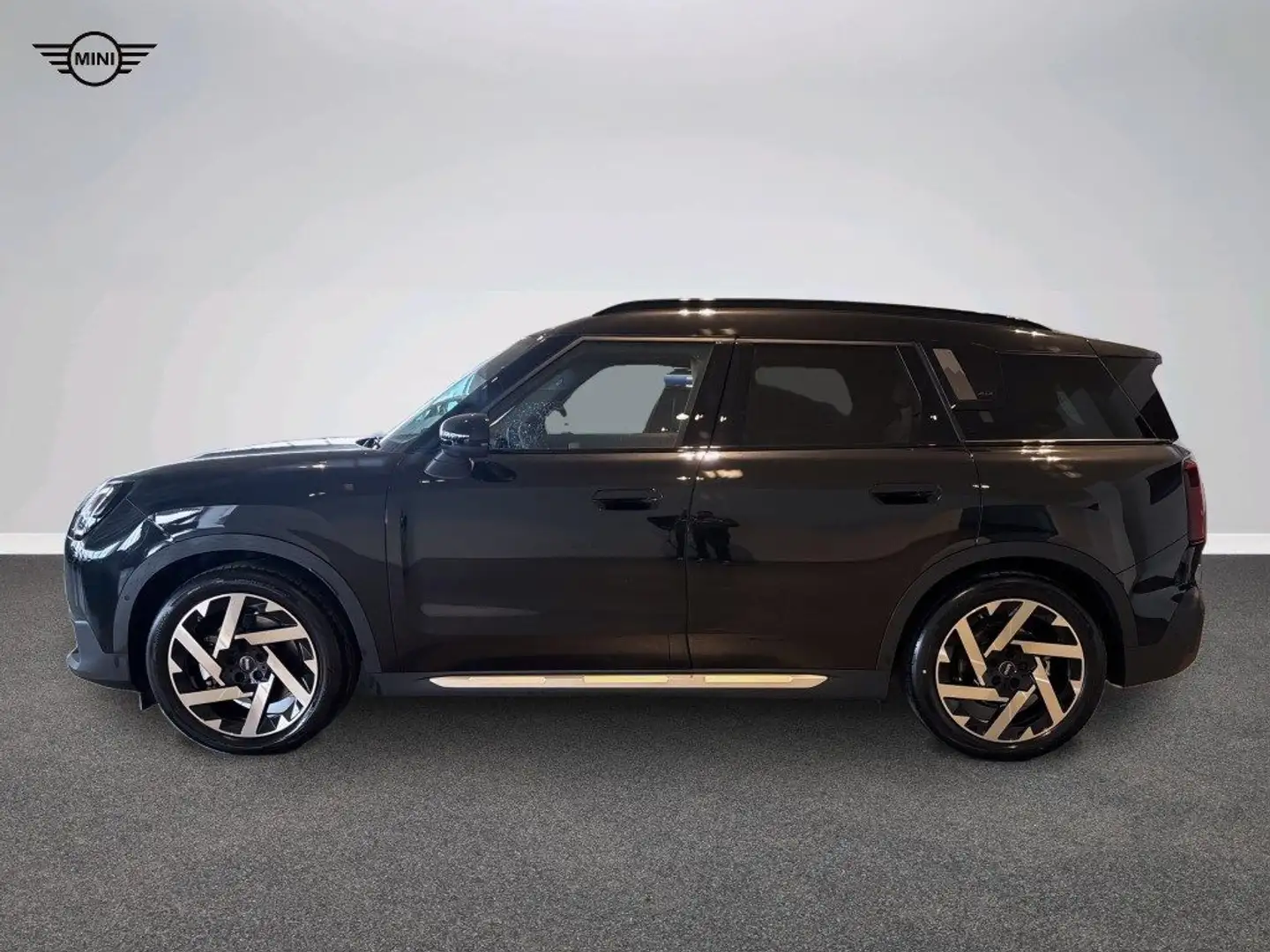MINI Cooper SE Countryman ALL4 Favoured Countryman Nero - 2