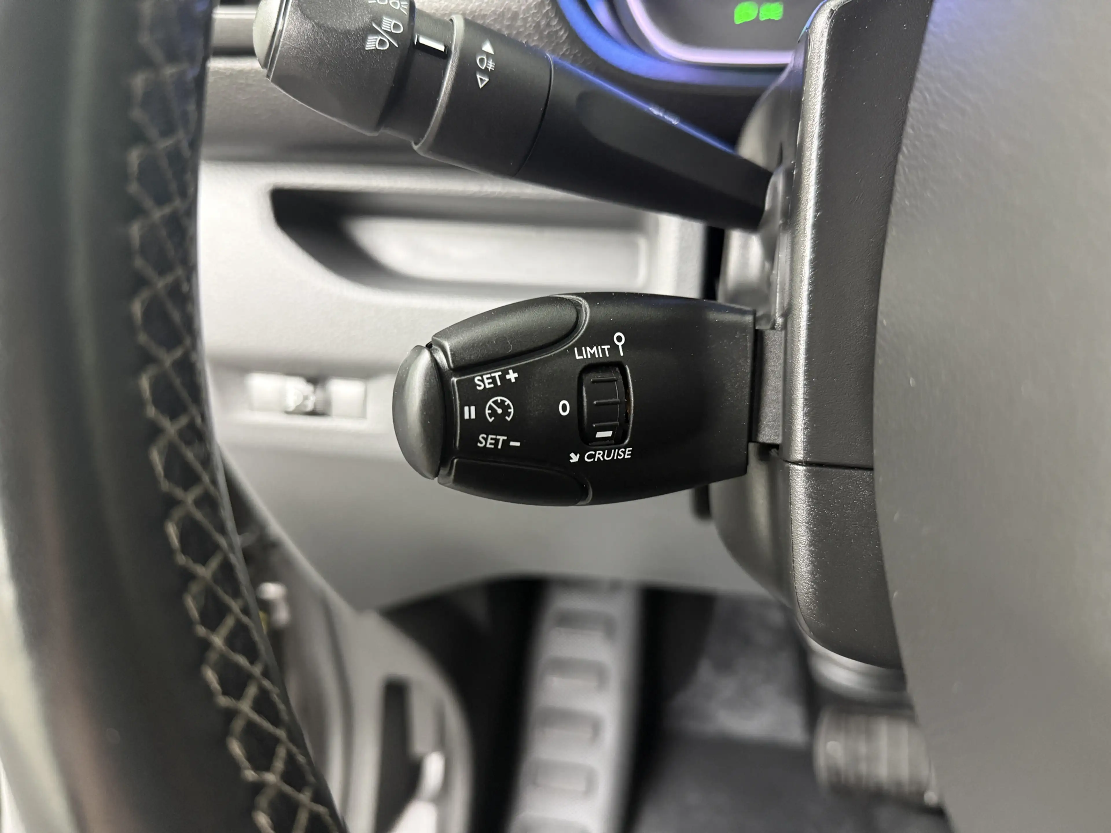 Peugeot e-Expert Lang 75 kWh | Elektrisch | Multimedia | Camera | A — photo 15