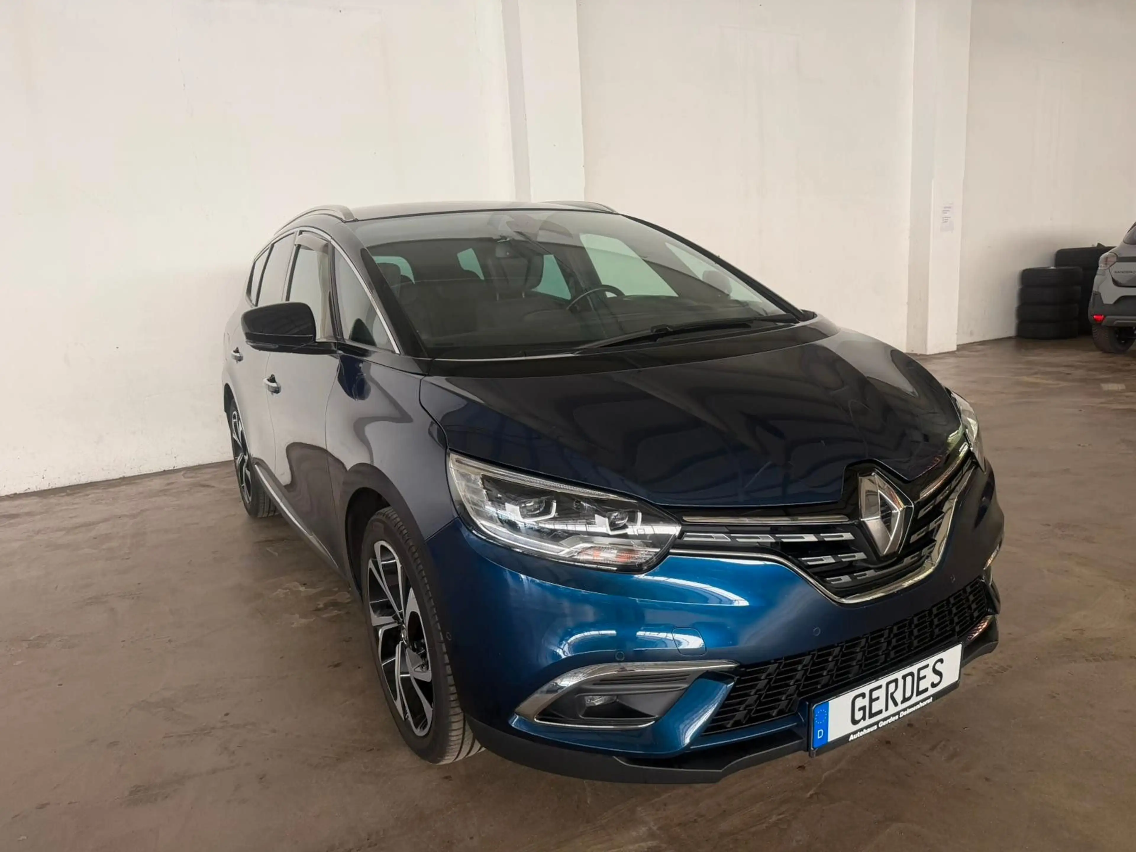 Renault Scenic IV 1.3 TCe 160 Grand Executive — photo 6