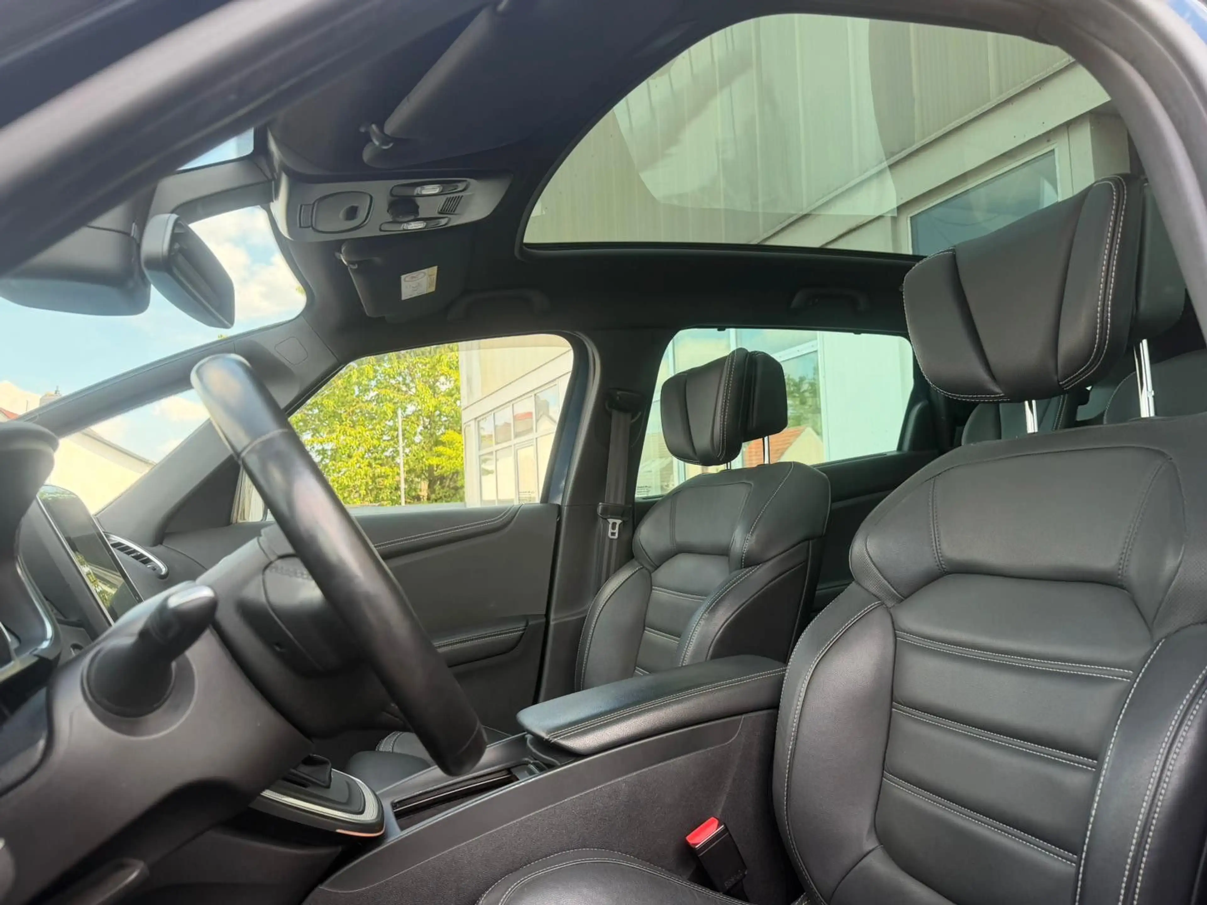 Renault Scenic IV 1.3 TCe 160 Grand Executive — photo 14