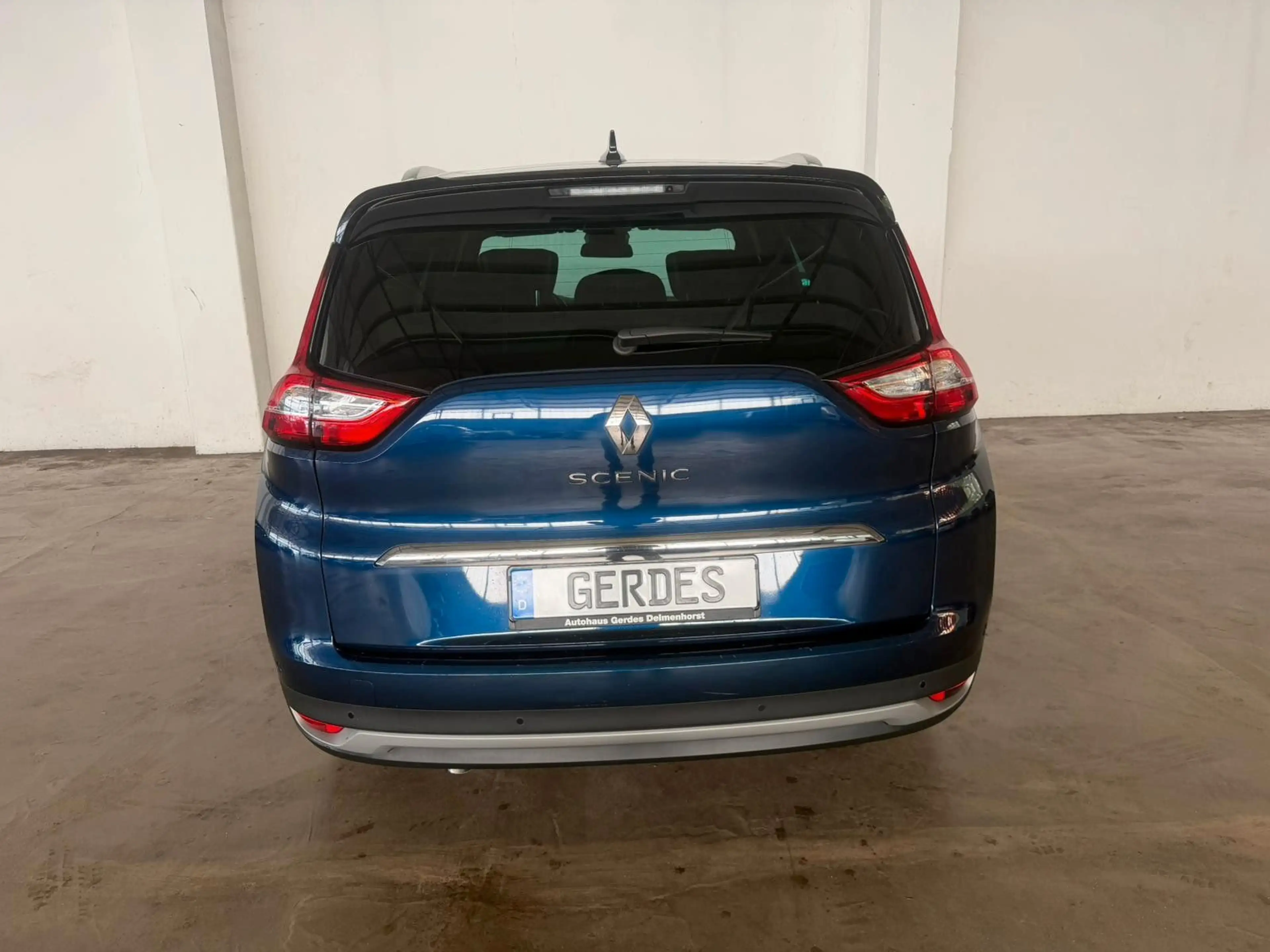 Renault Scenic IV 1.3 TCe 160 Grand Executive — photo 10