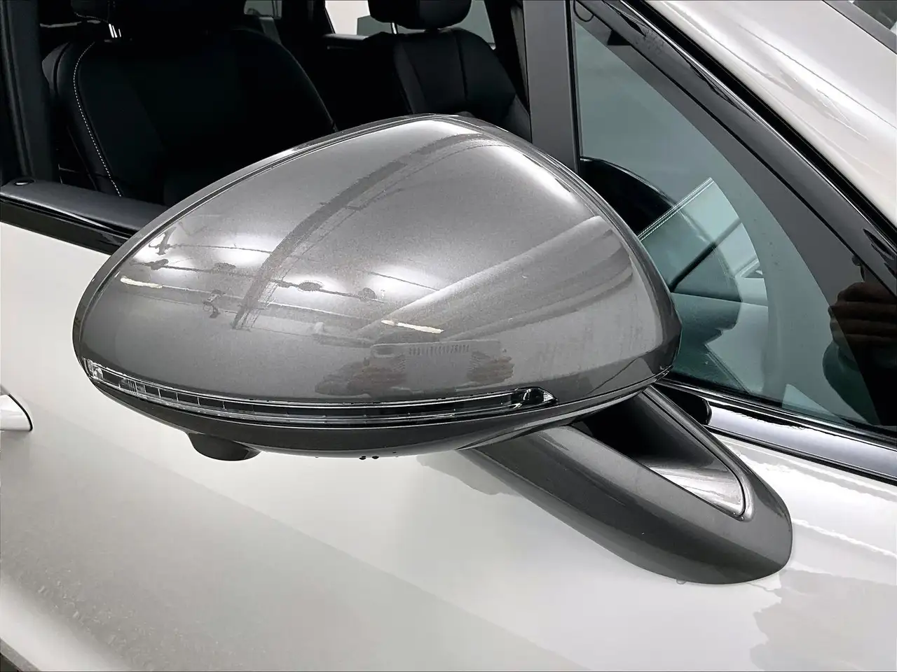 Porsche Macan снимка Porsche Macan