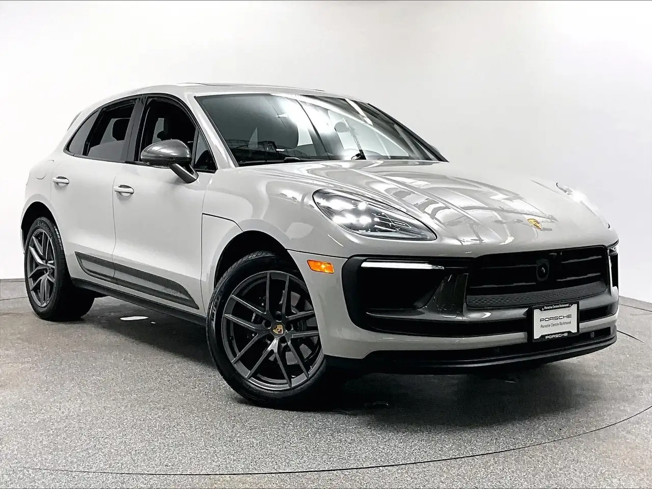 Porsche Macan снимка Porsche Macan