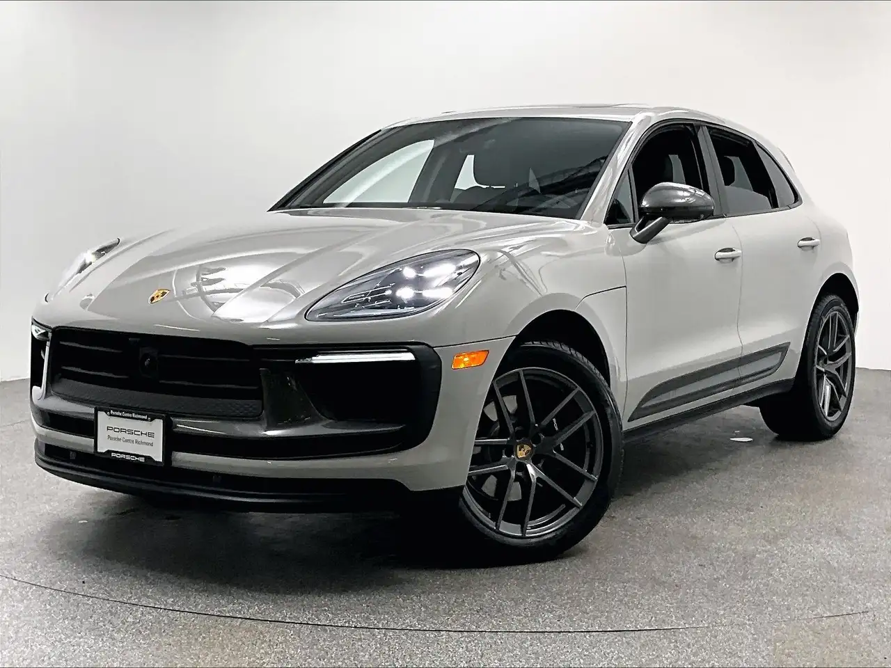 Porsche Macan снимка Porsche Macan