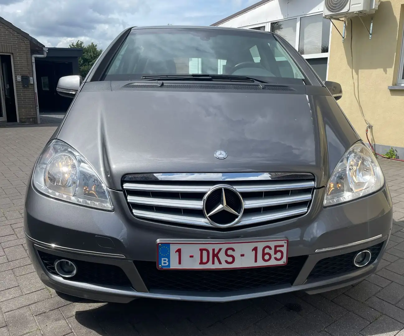 Mercedes-Benz A 180 CDI Avantgarde Grijs - 2