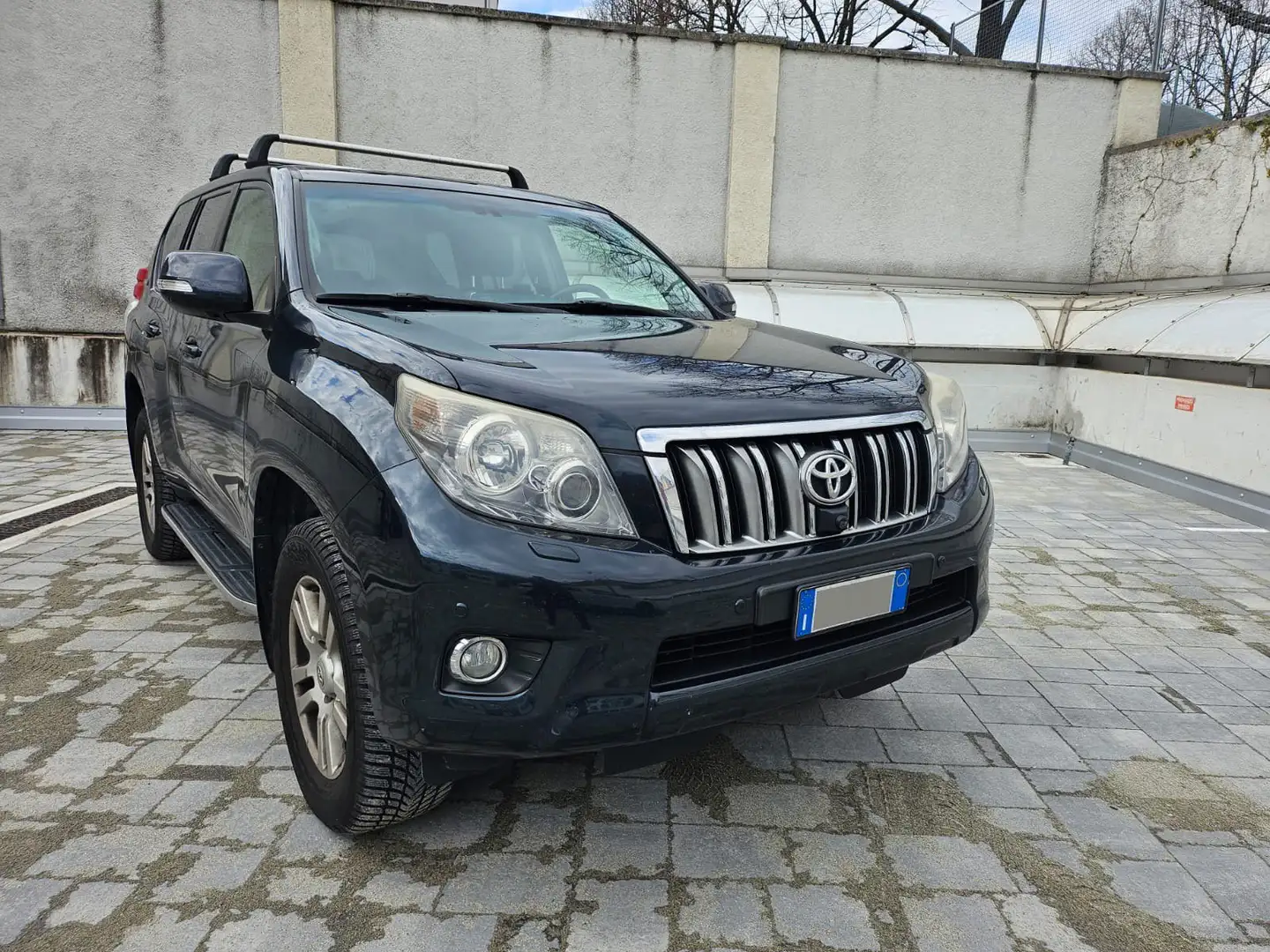 Toyota Land Cruiser Land Cruiser 2012 5p 3.0D-4d Executive 190cv auto - 1