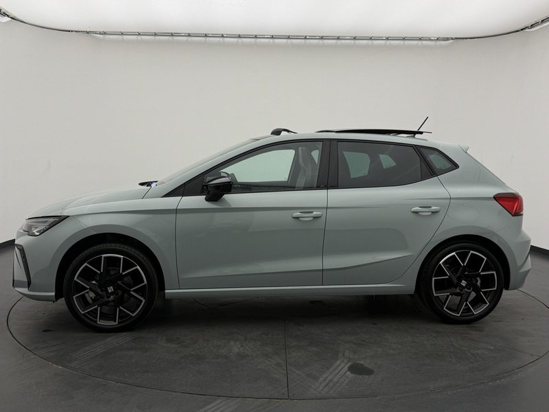 SEAT Ibiza Ibiza 1.5 TSI DSG FR Black Ed.+PANO+NAV+CAM+LED+ — photo 7
