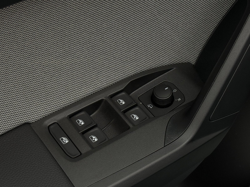SEAT Ibiza Ibiza 1.5 TSI DSG FR Black Ed.+PANO+NAV+CAM+LED+ — photo 34