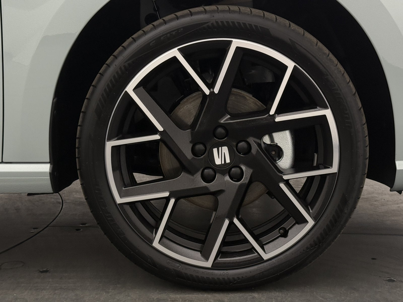 SEAT Ibiza Ibiza 1.5 TSI DSG FR Black Ed.+PANO+NAV+CAM+LED+ — photo 31