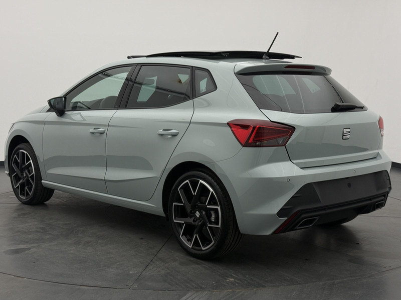 SEAT Ibiza Ibiza 1.5 TSI DSG FR Black Ed.+PANO+NAV+CAM+LED+ — photo 9
