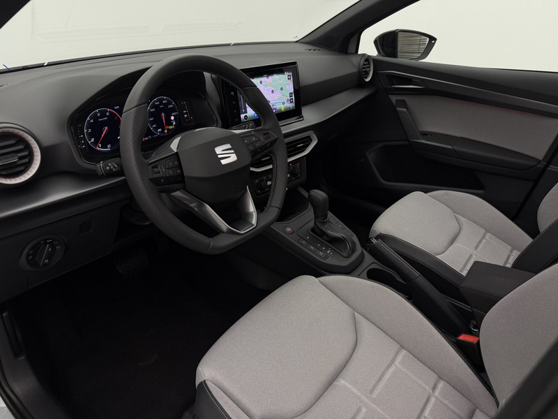 SEAT Ibiza Ibiza 1.5 TSI DSG FR Black Ed.+PANO+NAV+CAM+LED+ — photo 17