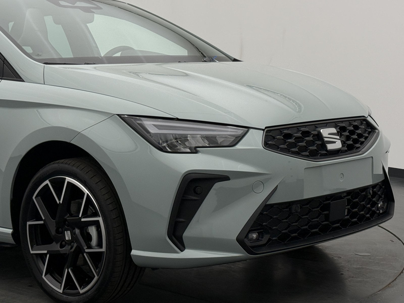 SEAT Ibiza Ibiza 1.5 TSI DSG FR Black Ed.+PANO+NAV+CAM+LED+ — photo 15