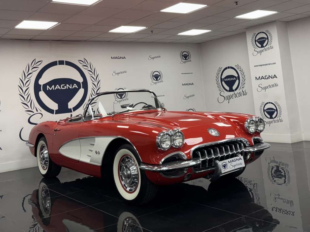 Chevrolet Corvette Convertible - foto 1