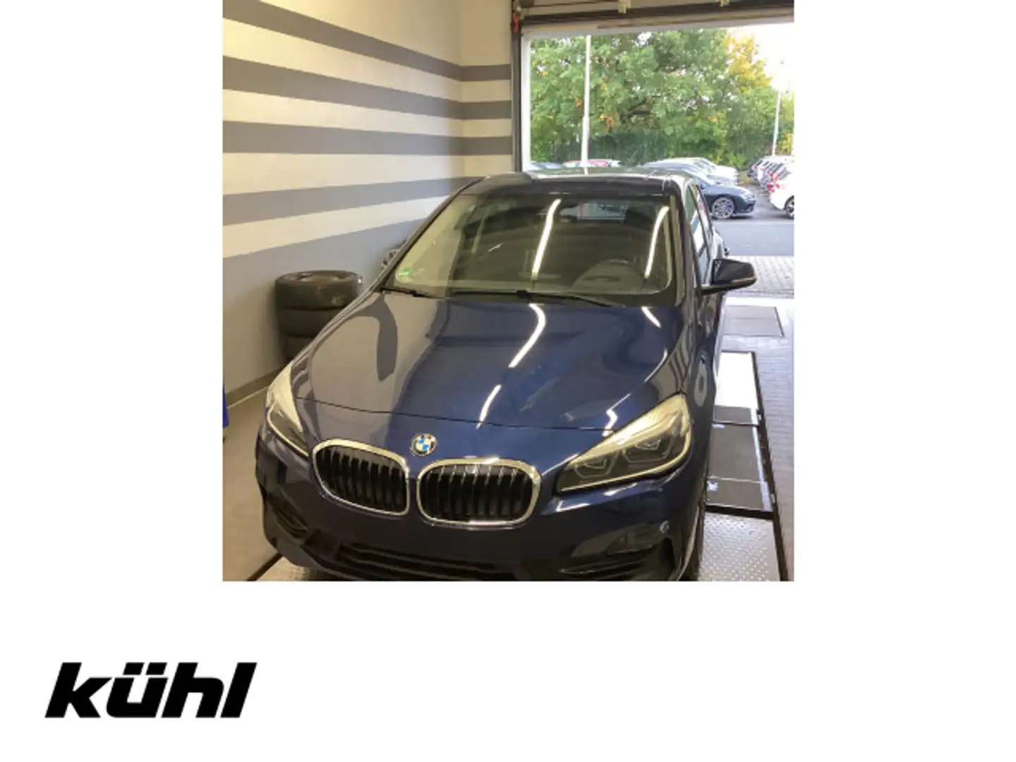 BMW 218i Active Tourer Sport Line Navi,AHK,PDC Bleu - 1