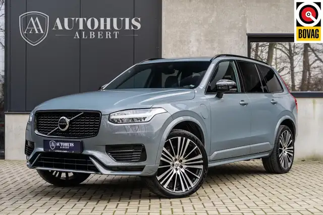 Volvo XC90 2.0 T8 AWD R-Design 455pk 22'' Pano H&K Trekhaak