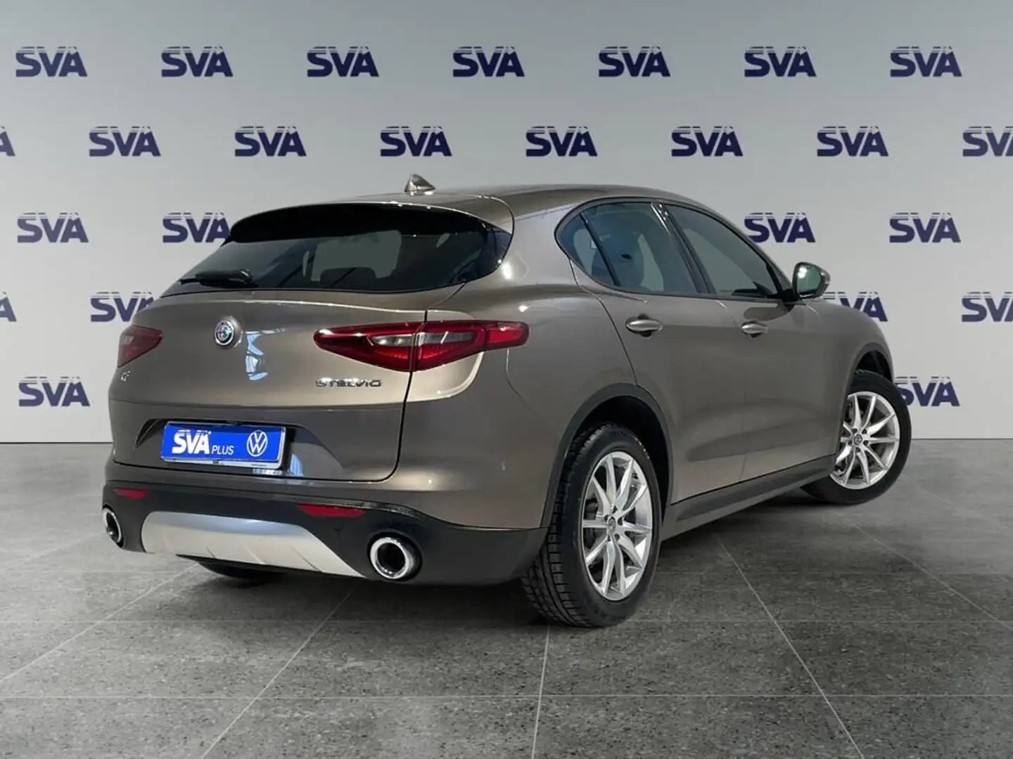 Alfa Romeo Stelvio 2.2d 210CV Q4 Autom. Executive Grigio - 2