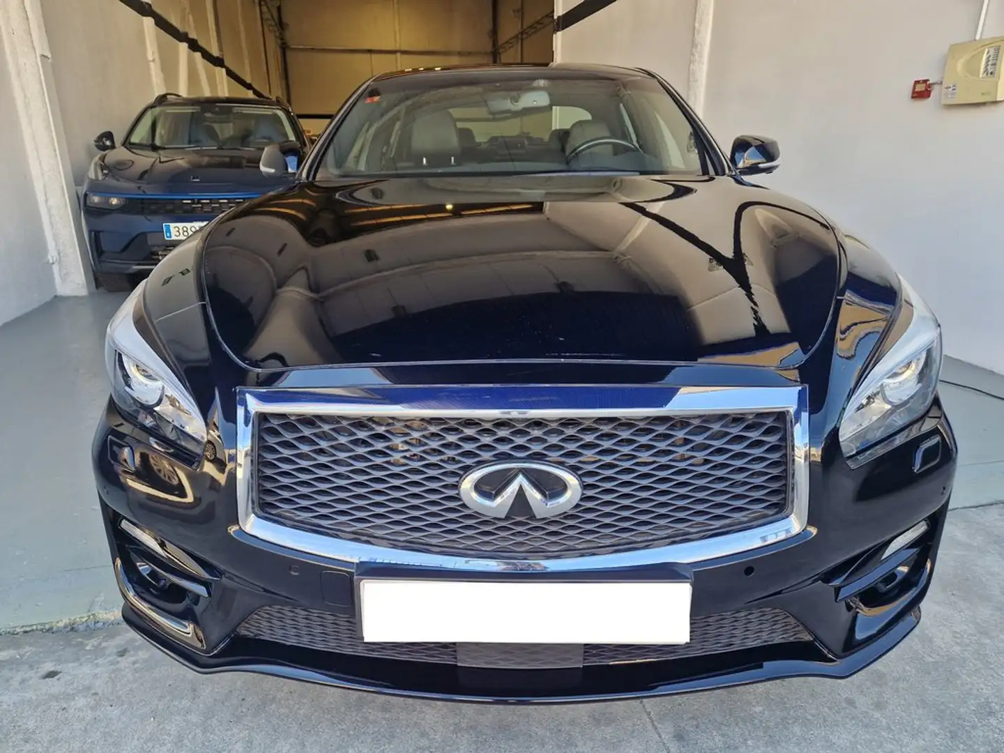 Infiniti Q70 2.2d GT Premium Aut. Negro - 2