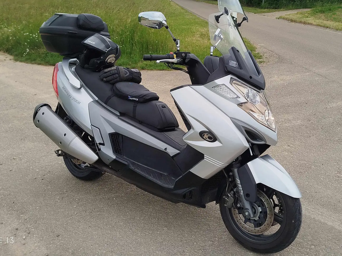 Kymco Myroad 700i Kymco Myroad 700i ABS Zilver - 2