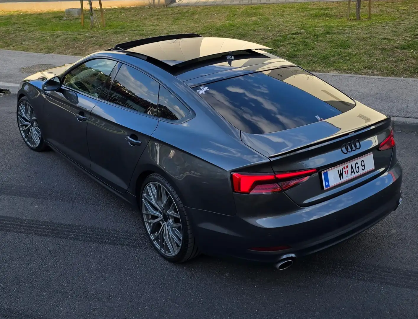 Audi A5 Sportback 2.0 TFSI S tronic design - 2