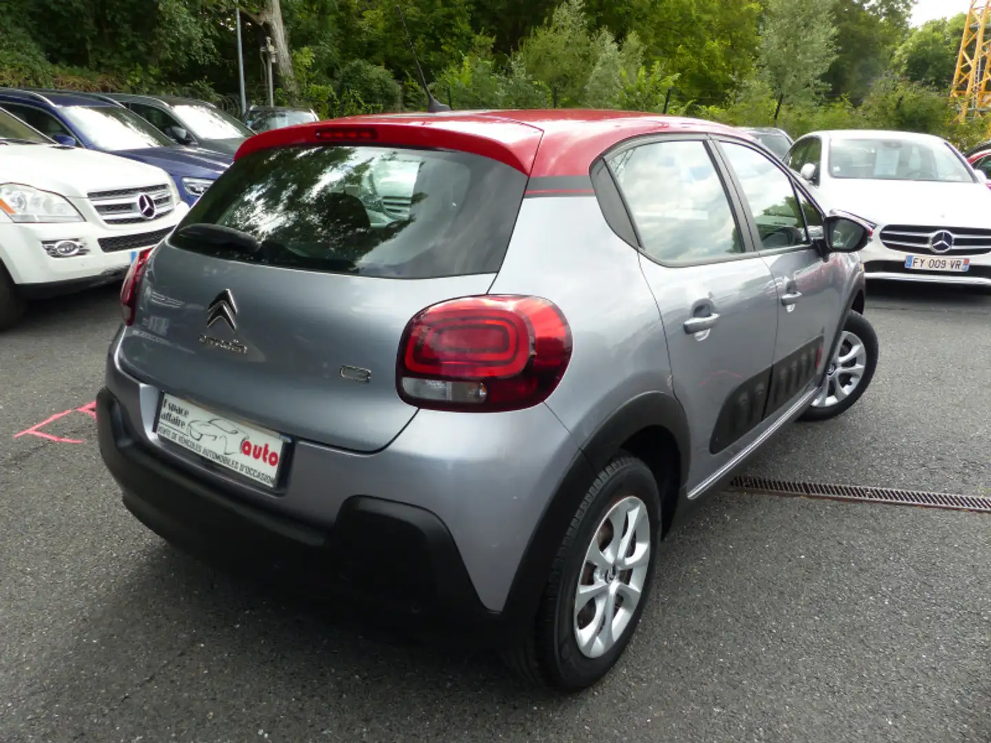 Citroen C3 PURETECH 82CH GRAPHIC Gris - 2