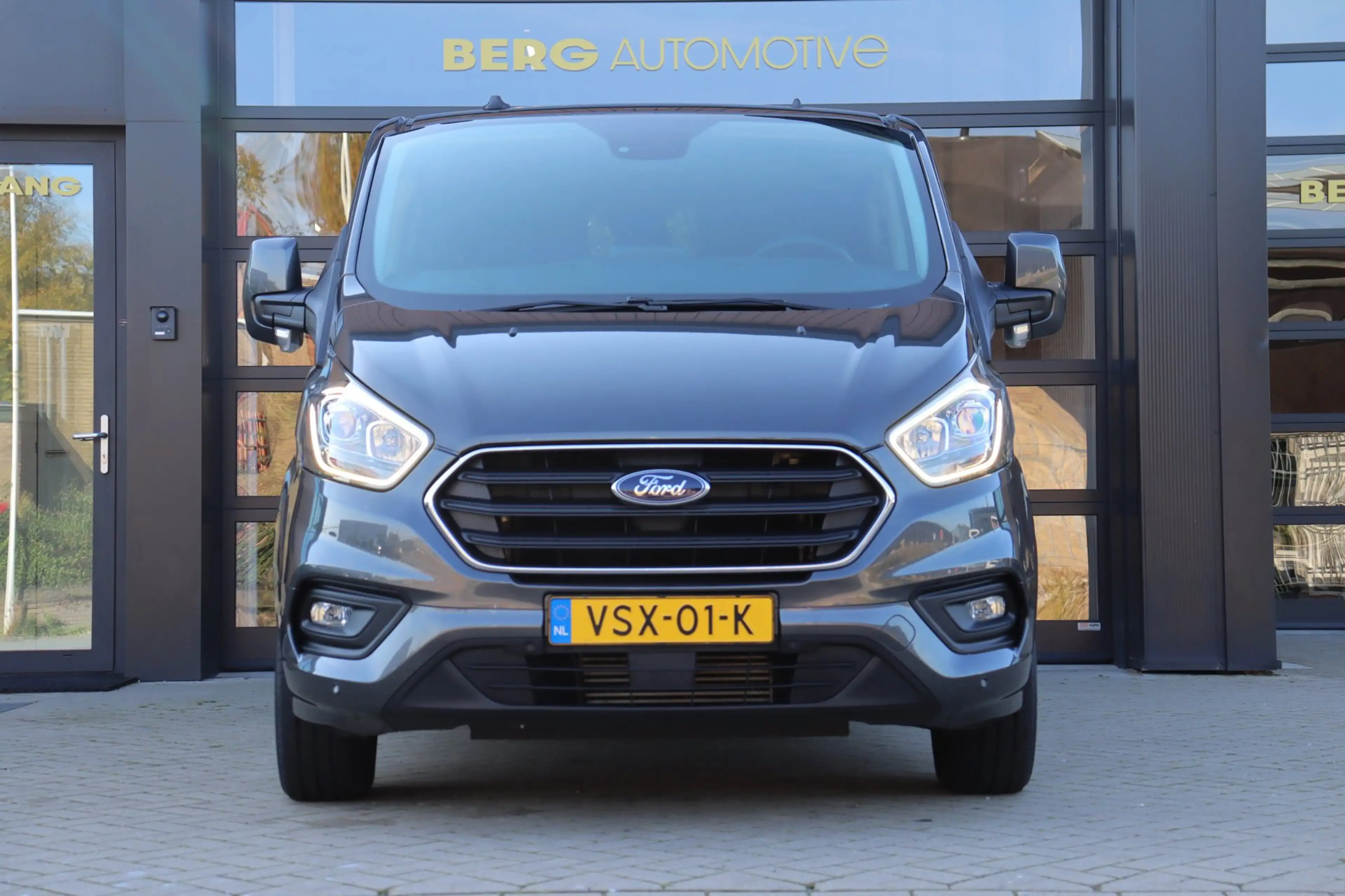 Ford Transit Custom 300 2.0 TDCI L2H1 Limited DC | NAP | Eerste Eigena — photo 28