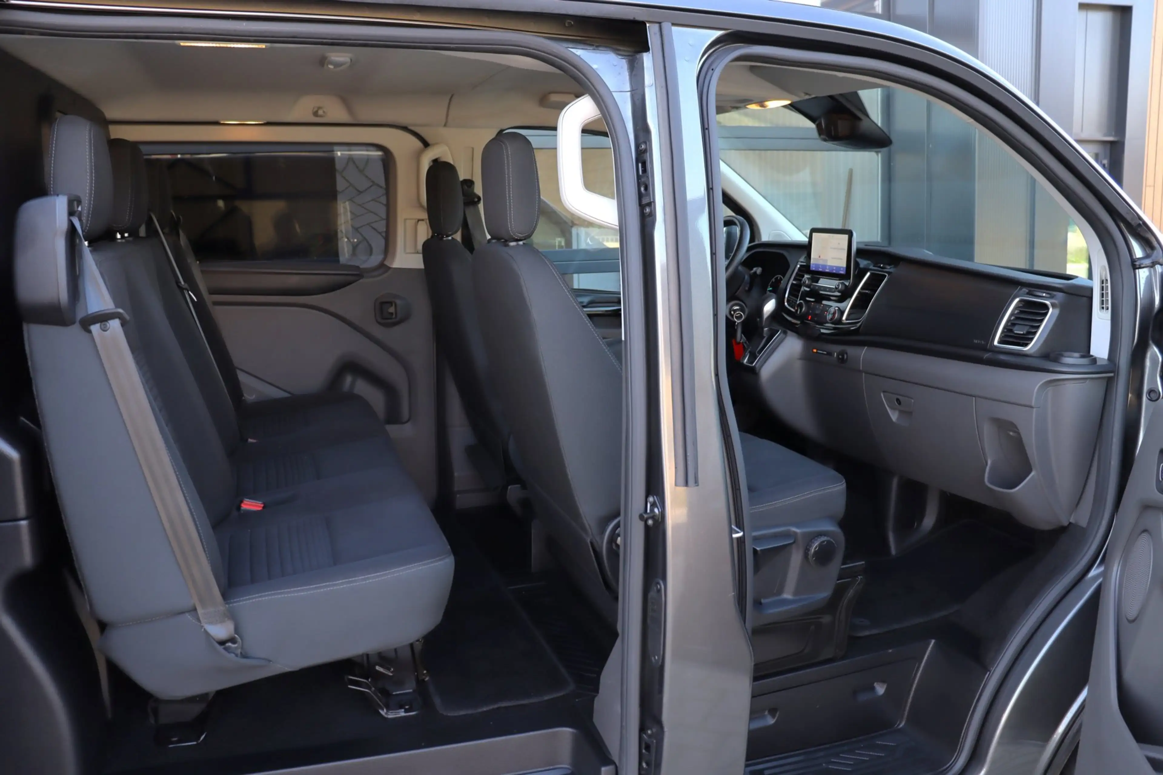 Ford Transit Custom 300 2.0 TDCI L2H1 Limited DC | NAP | Eerste Eigena — photo 10