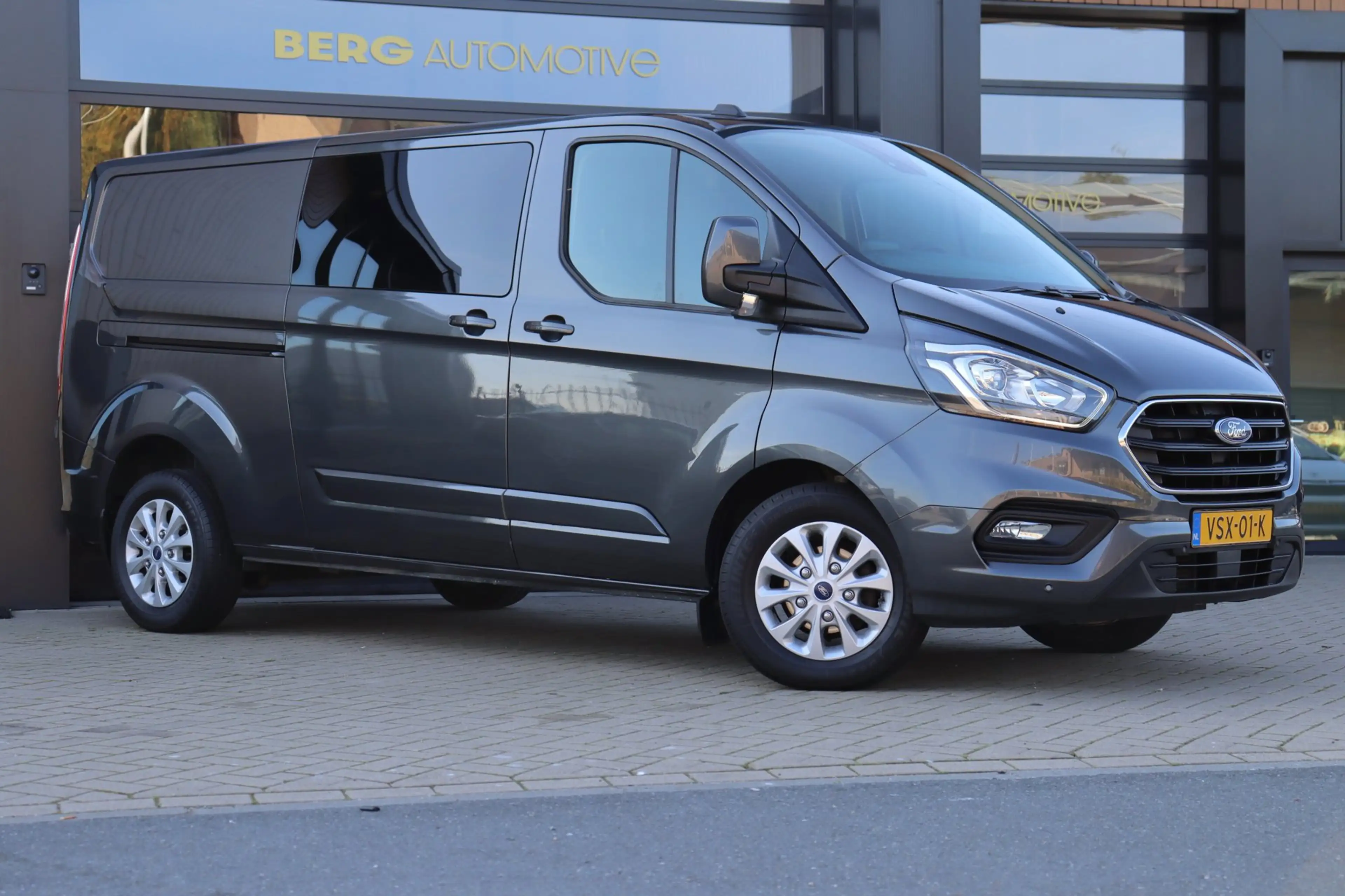 Ford Transit Custom 300 2.0 TDCI L2H1 Limited DC | NAP | Eerste Eigena — photo 33