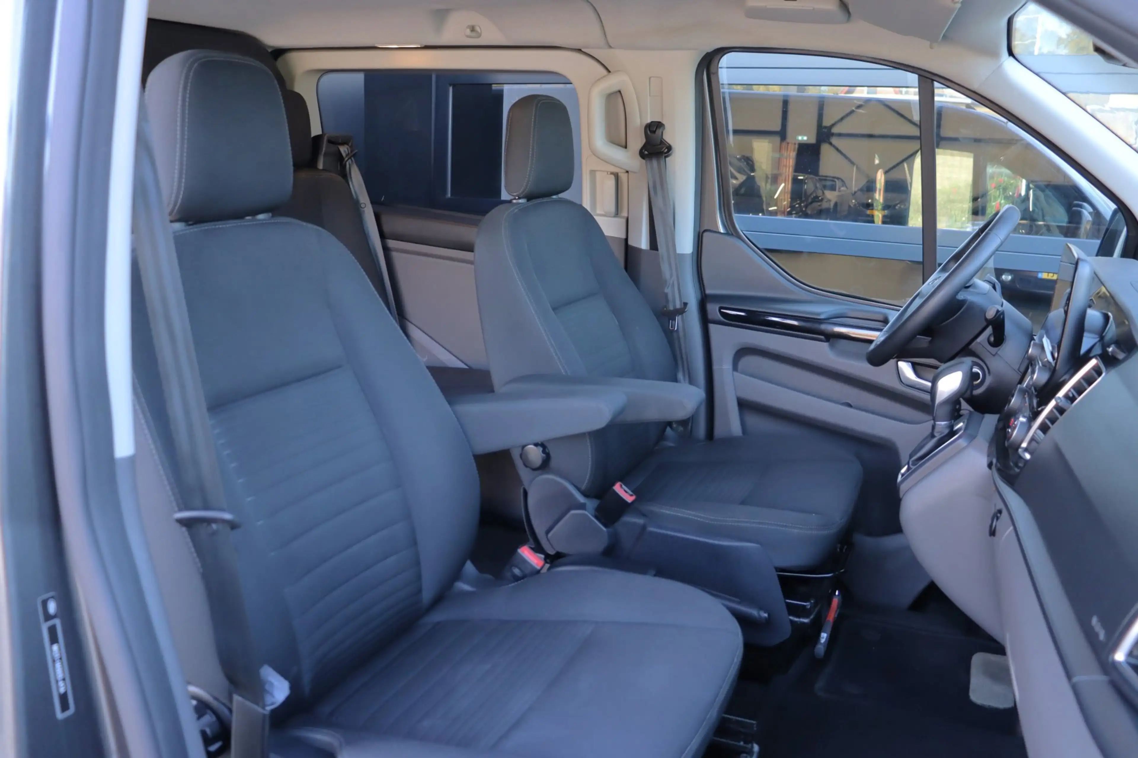 Ford Transit Custom 300 2.0 TDCI L2H1 Limited DC | NAP | Eerste Eigena — photo 39