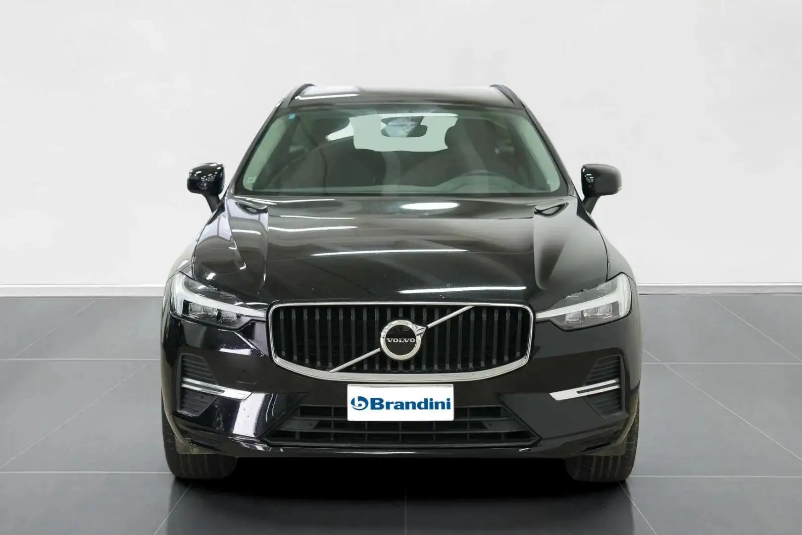 Volvo XC60 2.0 B4 Essential Nero - 2