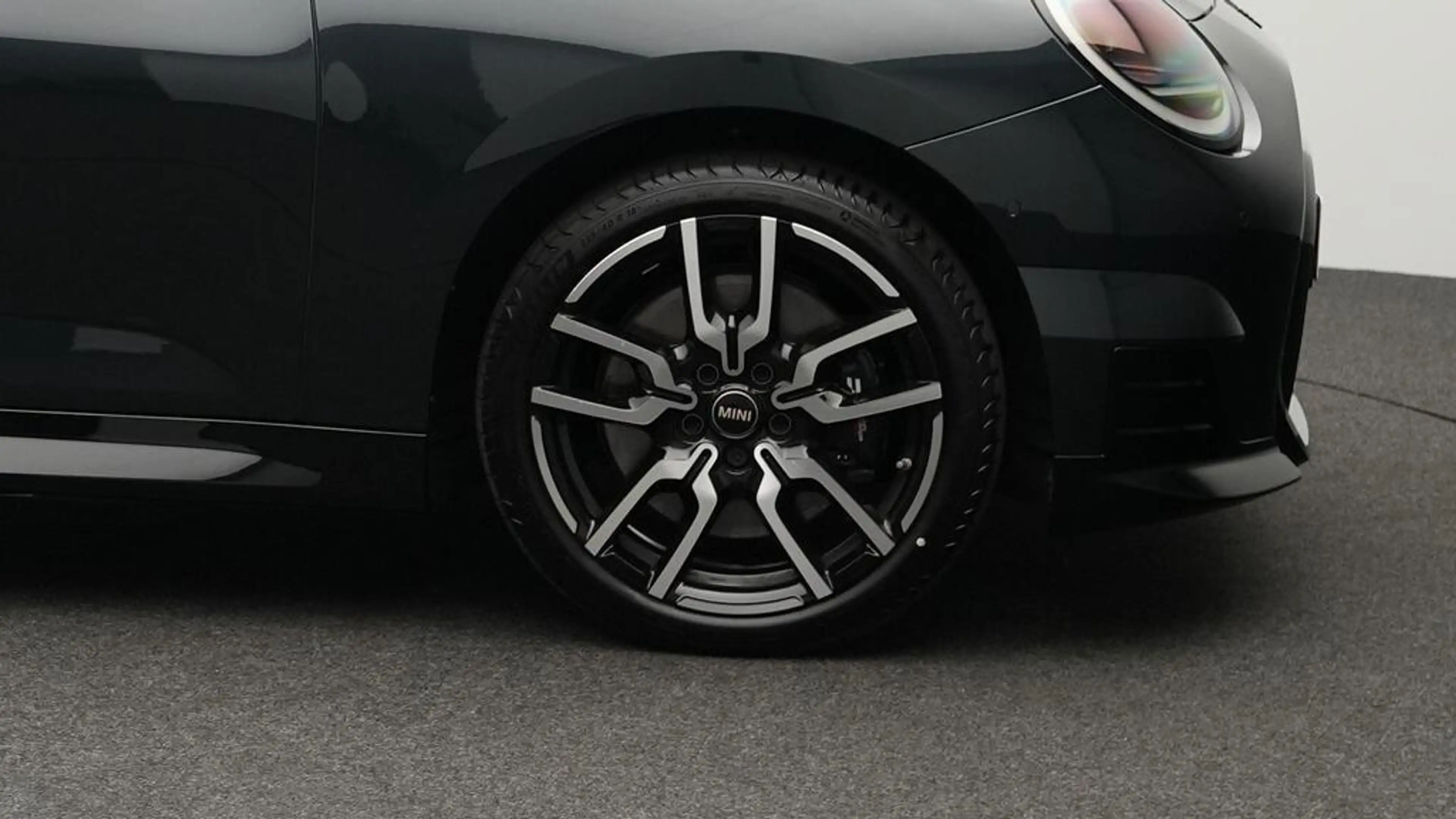 MINI Cooper E John Cooper Works Trim — photo 12