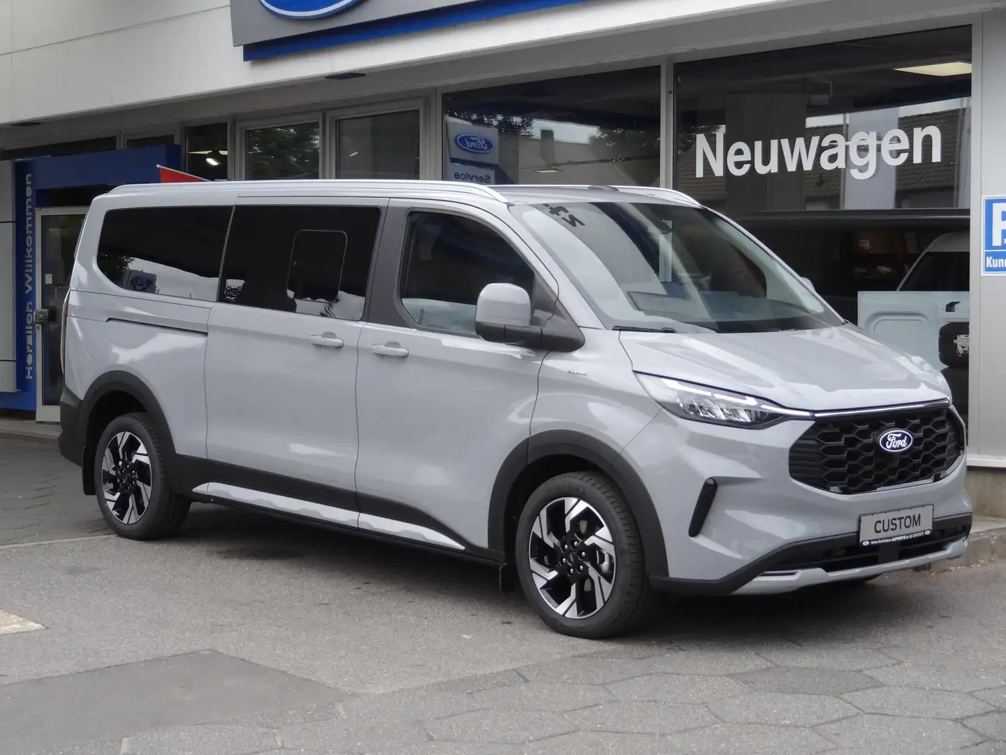 Ford Tourneo Custom L2 Active AWD AUT AHK 19" 8S RFK Gris - 2