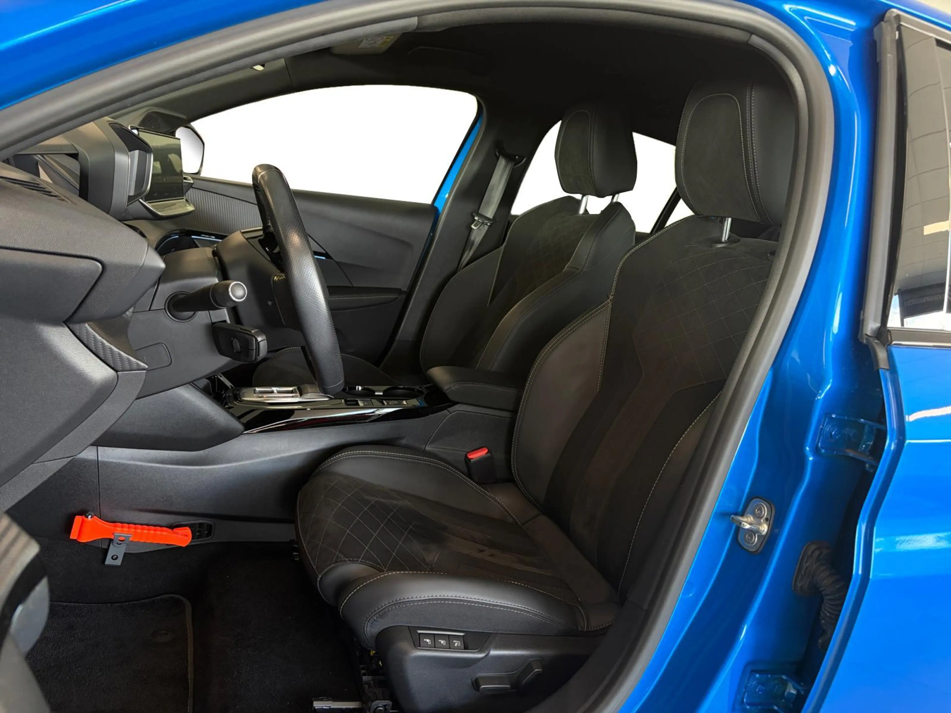 Peugeot e-208 GT Pack EV 3-FASEN 50kWh 136pk | ALCANTARA | TWO-T — photo 3