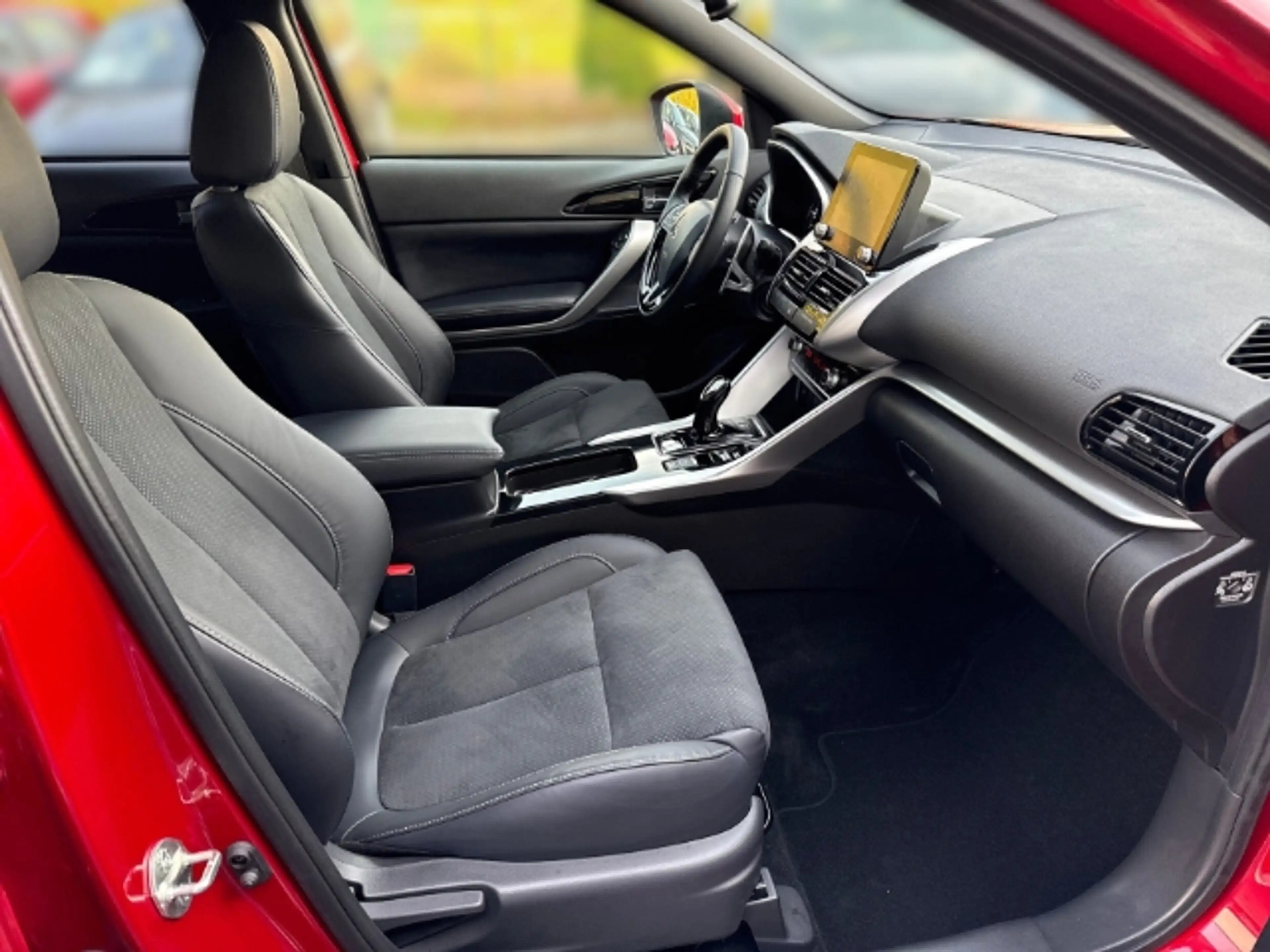 Mitsubishi Eclipse Cross Plus Select PHEV 4WD StandHZG Soundsystem 360 Kame — photo 12