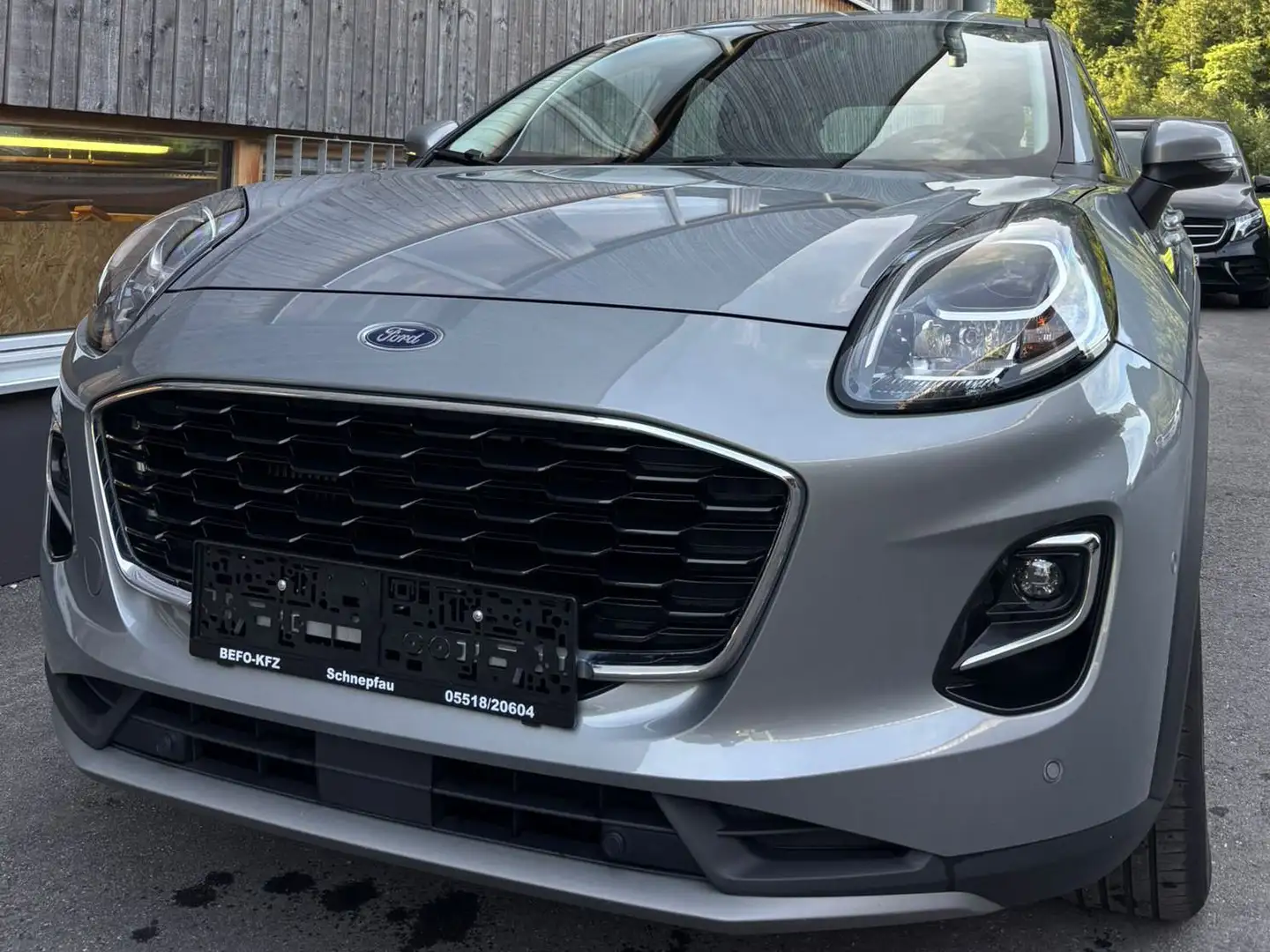 Ford Puma Titanium Design Silber - 2