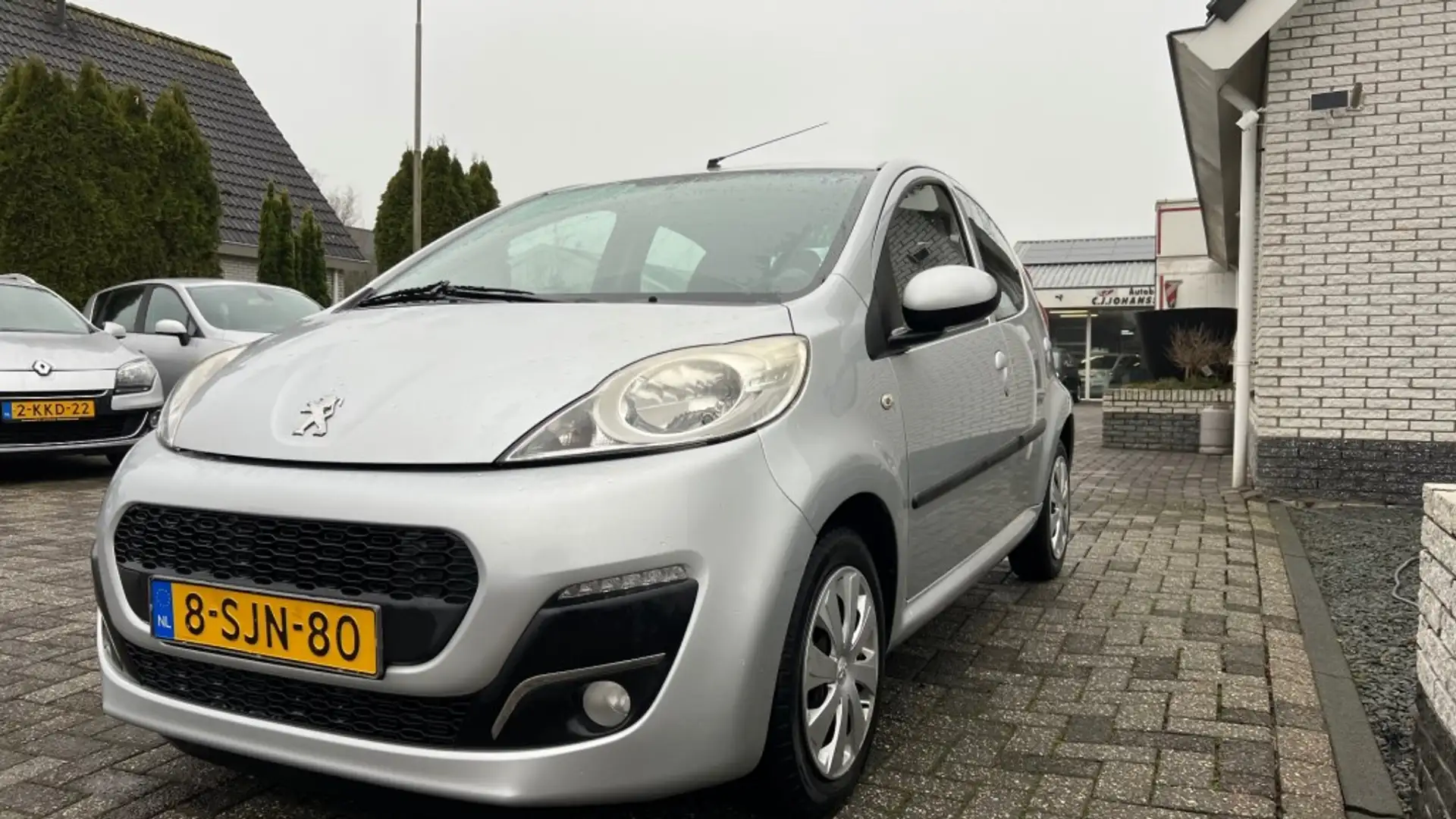 Peugeot 107 1.0 premiere Grijs - 2
