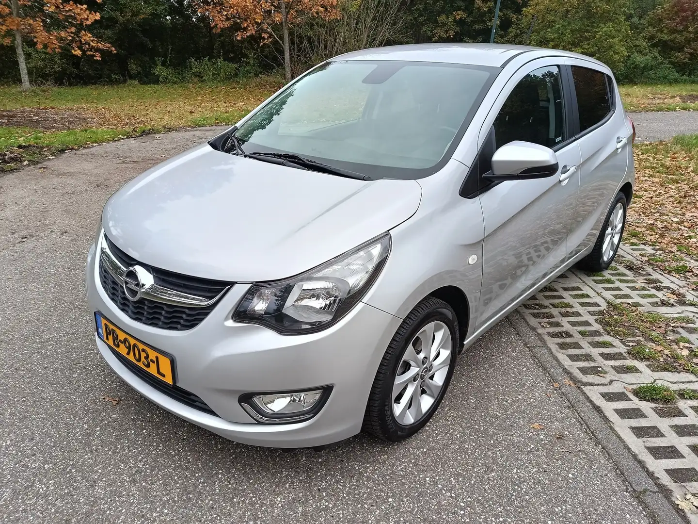 Opel Karl 1.0 ecoflex Innovation Grijs - 1