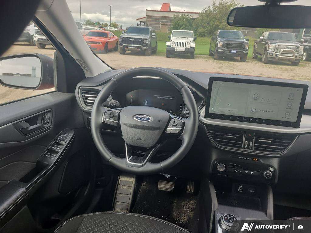 2024 Ford Escape Active AWD | Clean Carfax | Heated Seats and Wheel — снимка 1