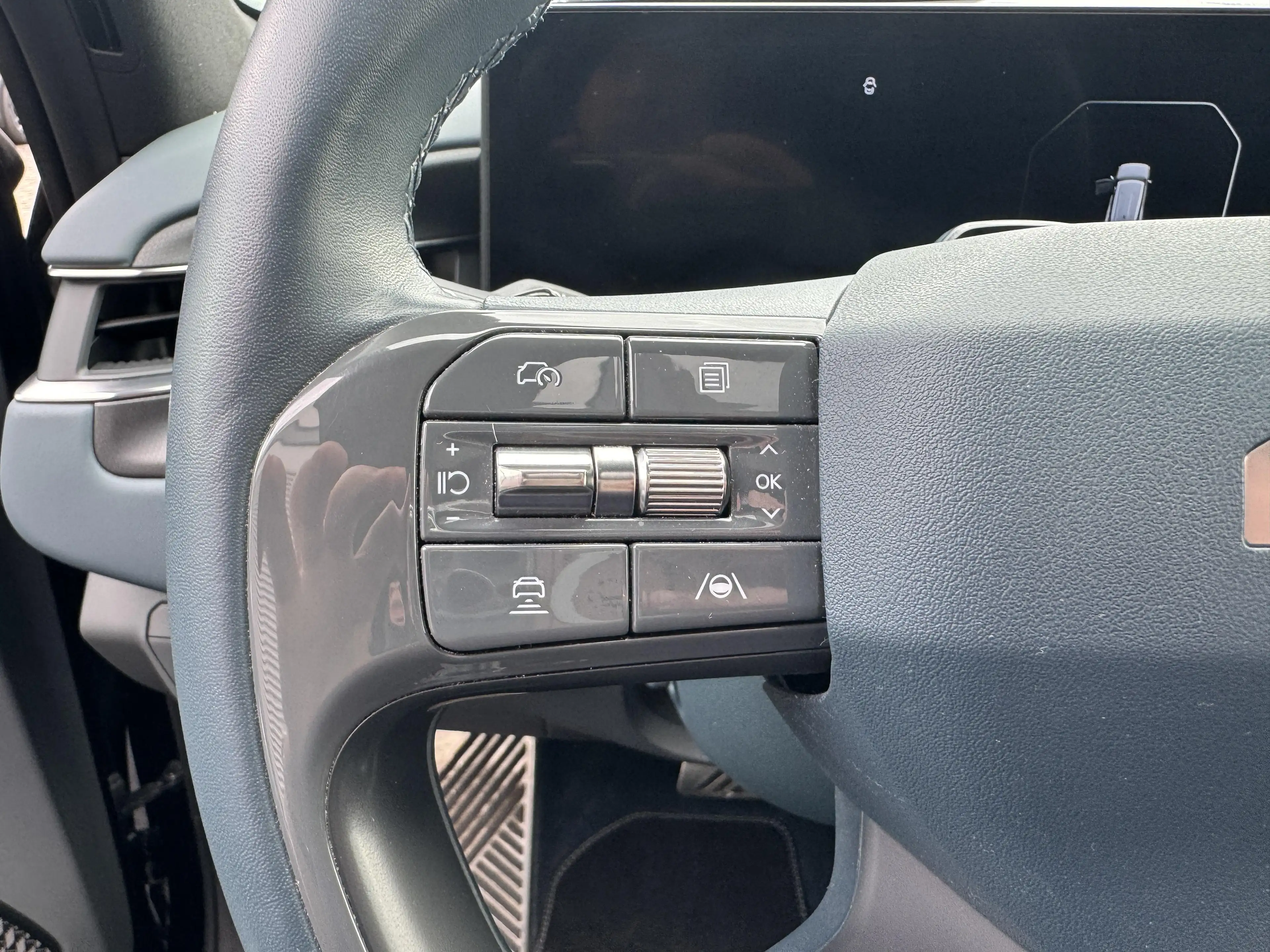 Kia EV9 99,8 kWh AWD GT-Line 6PL Swivel — photo 11