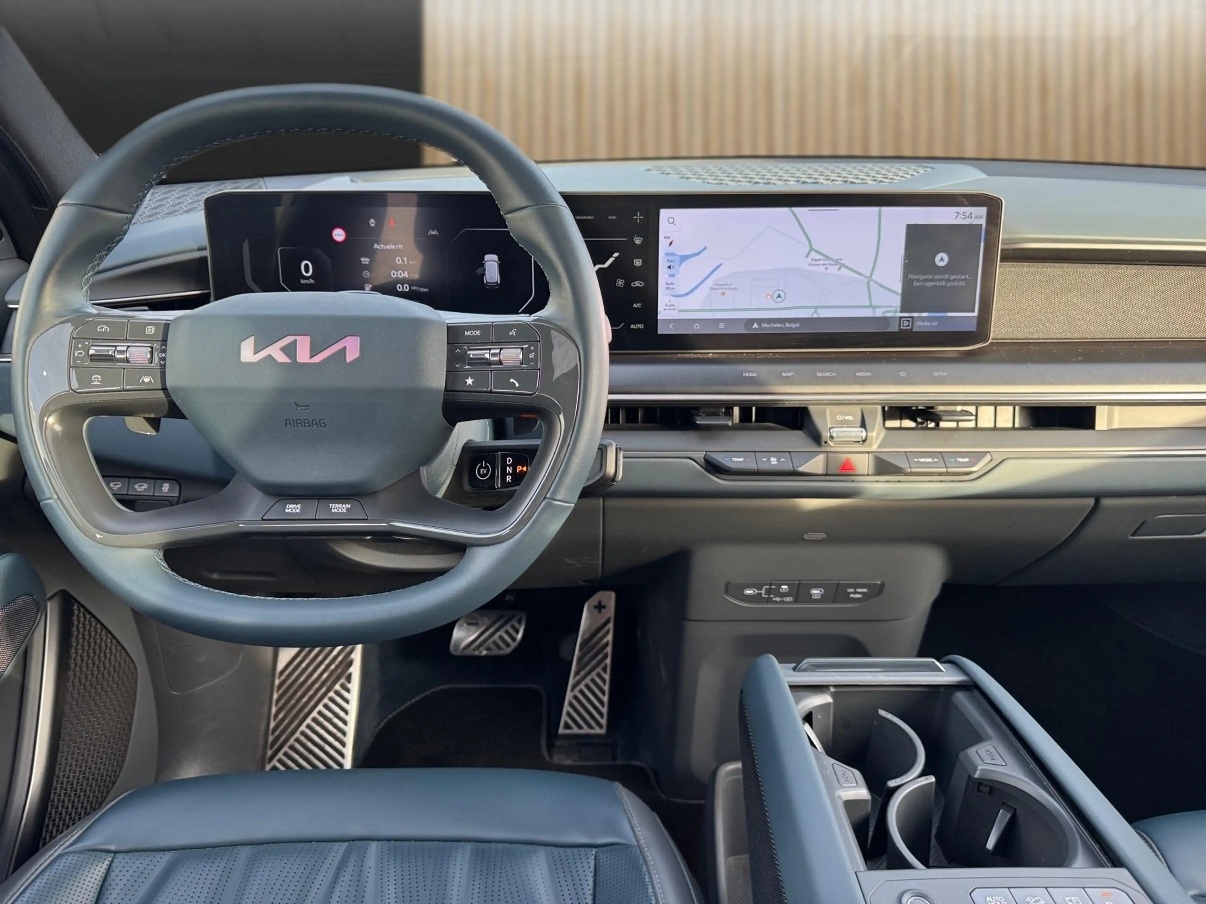 Kia EV9 99,8 kWh AWD GT-Line 6PL Swivel — photo 9
