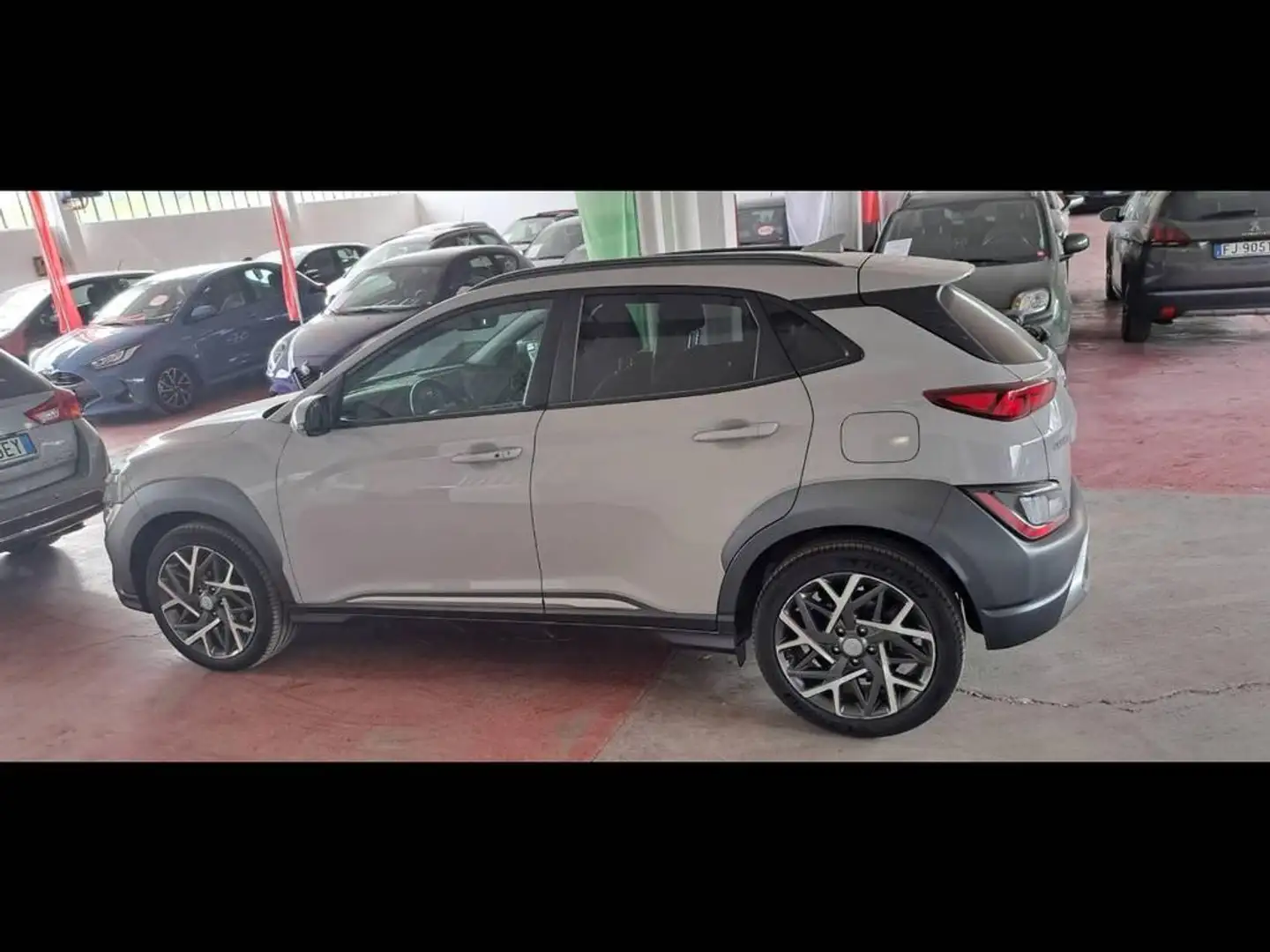 Hyundai KONA 1.6 gdi hev Xline 2wd 141cv dct Grigio - 2