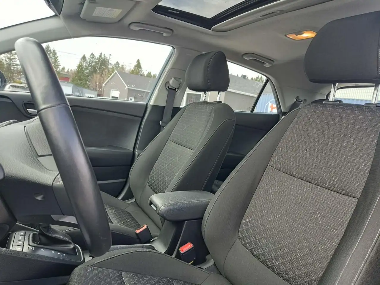 Kia Rio снимка Kia Rio