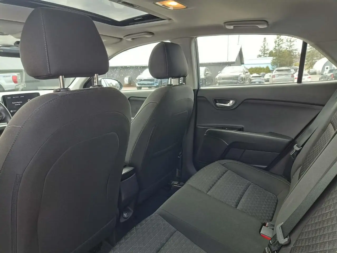 Kia Rio снимка Kia Rio