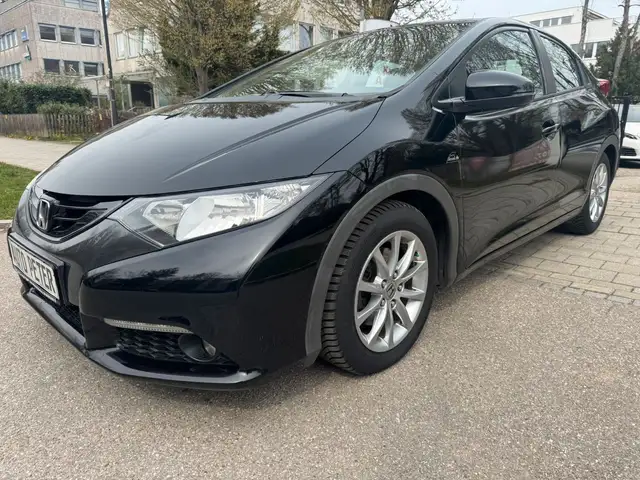 Honda Civic main image
