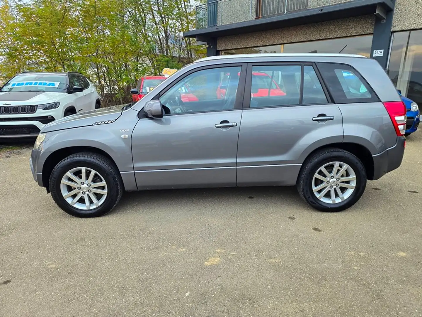 Suzuki Grand Vitara GRAND VITARA 1.9 DDIS EXECUTIVE DA VETRINA!! Grigio - 2